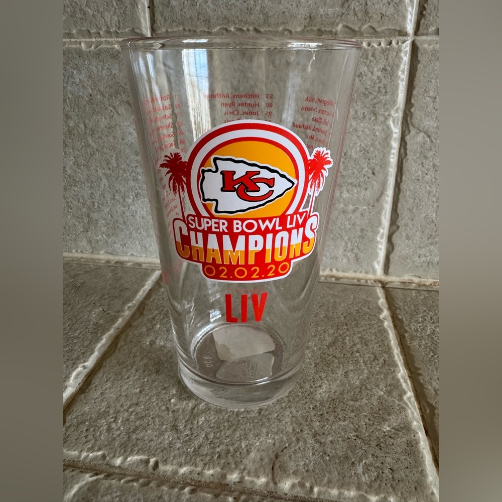 Super Bowl LIV Champions Glass NWT